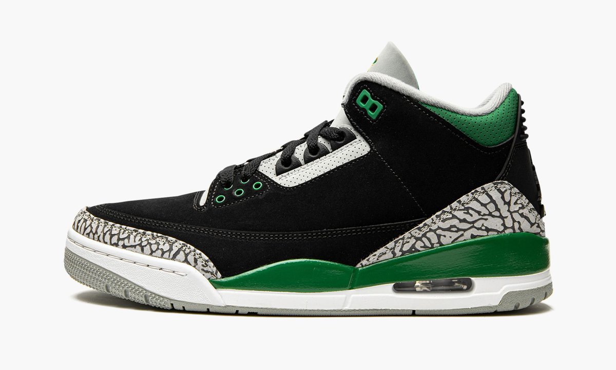 SevenAurelius's tweet photo. #Yankees X #MisunderstoodArtist #PineGreen #Jordan3 #PineGreenJordan3  #Mistaseven #MR7? #Dasnapbackhut #Snapbacks https://t.co/jwkUGx1F6A