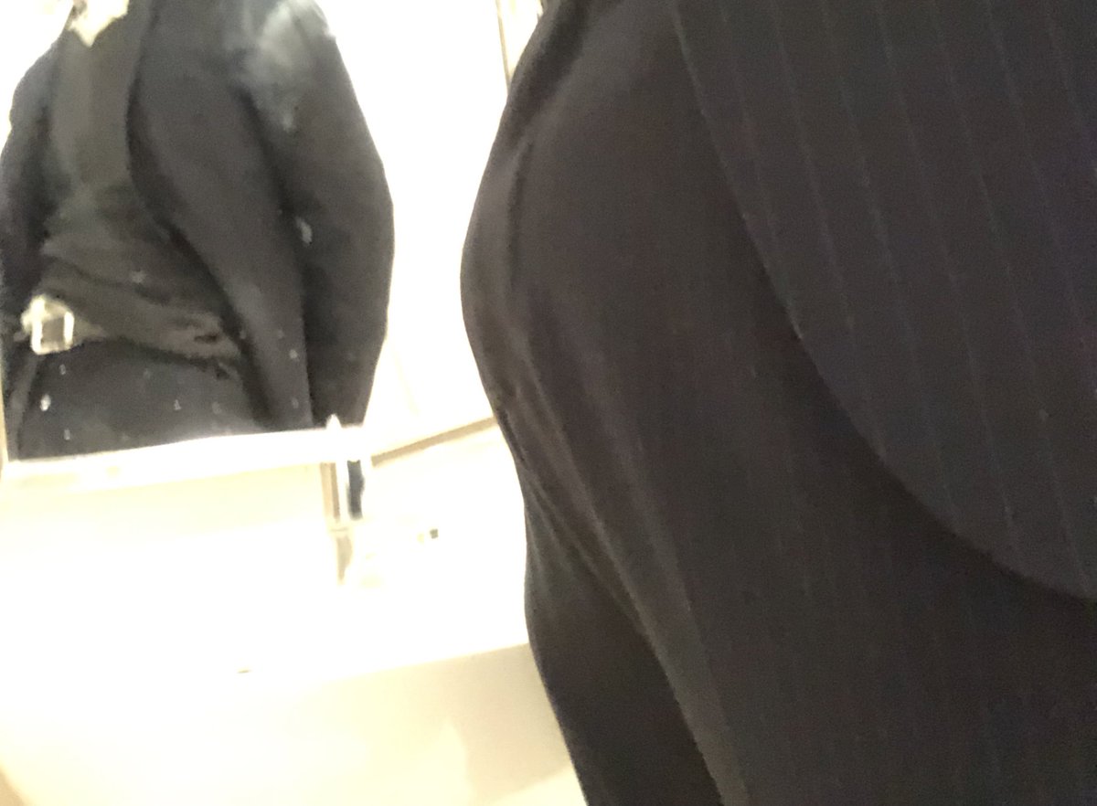 JsToptop's tweet photo. Can anyone help for this bulge? https://t.co/hBPY2jLpQZ