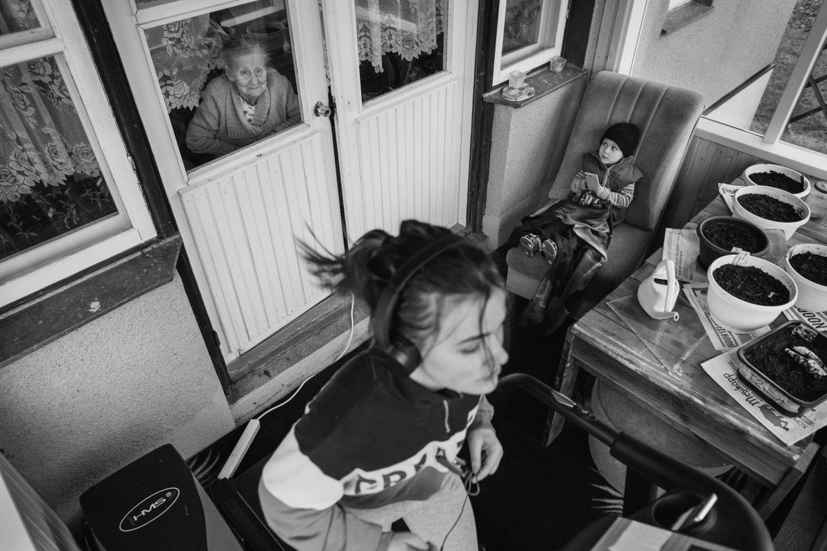 EUatCoE's tweet photo. On today's International Human Solidarity Day, have a look at some highlights of our exhibition "Together in distance: Building new solidarity in a changing world". 

Participants illustrated inspiring stories of solidarity during the pandemic.📸

#UnitedinDistance #SolidarityDay https://t.co/bjQ85uSBEY