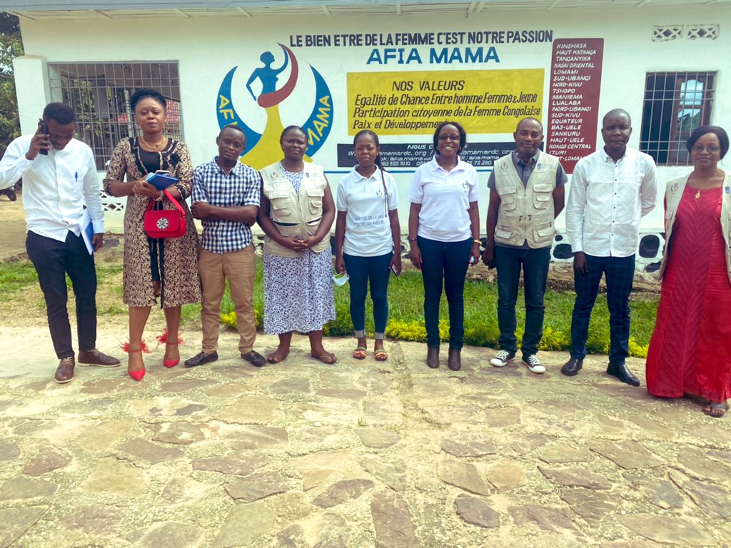 afiamama's tweet photo. #Tshopo
Notre directrice exécutive @annytenga a animé une séance de renforcement des capacités sur #communication & #mobilisation pour #développement communautaire de nos populations au bénéfice des staffs @afiamama staffs #ACOJER
@NLkinbrazza @VlfCongo @Presidence_RDC @nntumbab1 https://t.co/9uS5gmOgzg