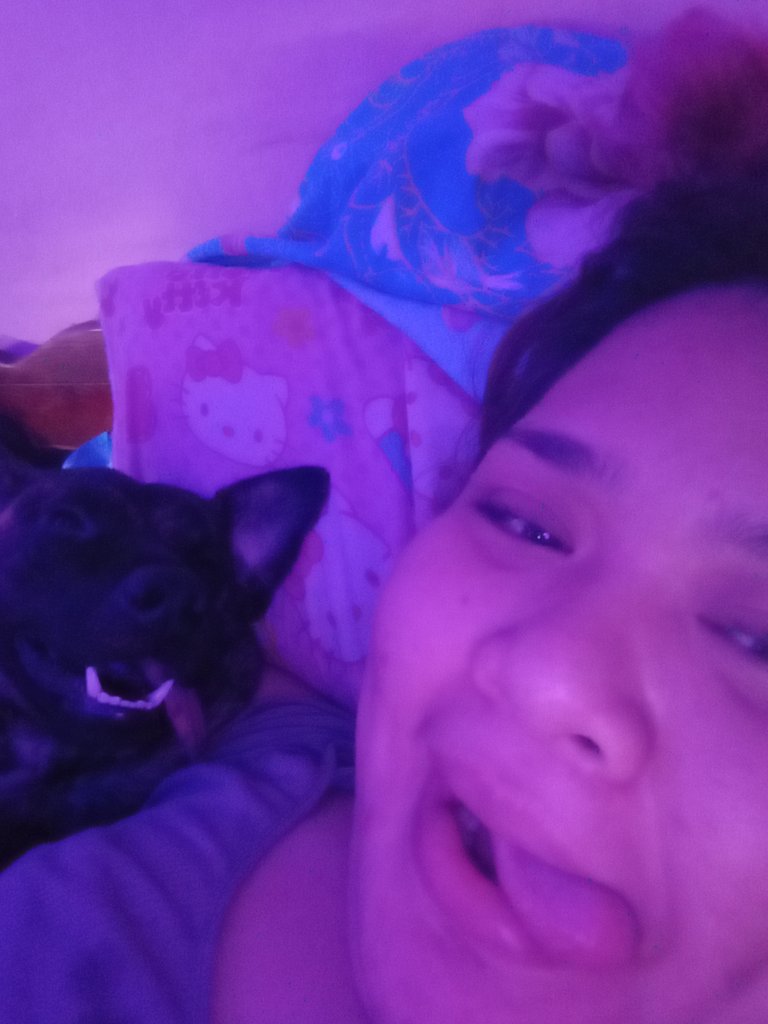 afcknline_'s tweet photo. Happy 1st Birthday my Miraclee💜
cheers for more tampuhan at paluan pag kinakain ko mga make up ko, I love youuu! https://t.co/h2BsEyN6S7