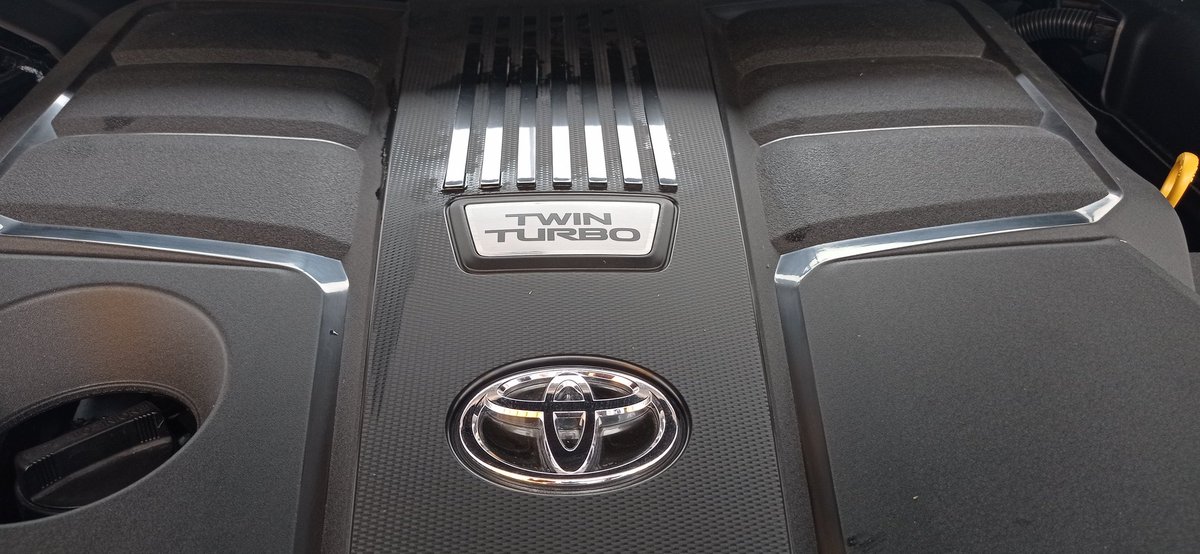 JaMtoka's tweet image. The 3500cc V6 Twin-Turbopetrol in the #LC300 produces 409bhp and 650Nm of torque, 10-speed AT and AWD are standard. Order yours today from @Toyota_Kenya at KSh21.9 million. #NamesHavePower #ToyotaKenyaExperience