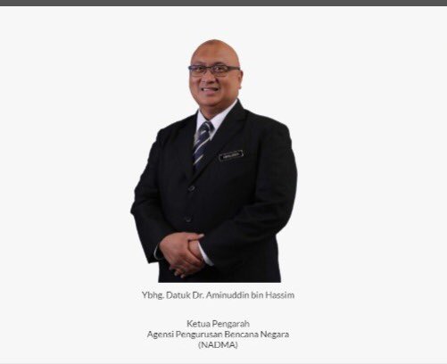 hazmi_firdaus's tweet photo. Siapa yg bertanggungjawab urus isu banjir di Selangor ni?

Ni 4 orang yg bertanggungjawab :

1.Abdul Latiff Ahmad 
(Menteri Tugas2 Khas - Bencana)

2.Aminudin Hassim
(KP NADMA)

3.Amirudin Shaari
(Pengerusi Pengurusan Bencana Selangor)

4.Pengurusan Bencana Selangor bawah SUK https://t.co/1eLstnkXLv