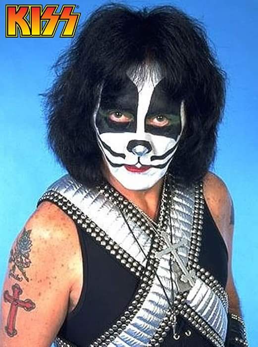 Happy birthday PETER CRISS!
(December 20, 1945) 