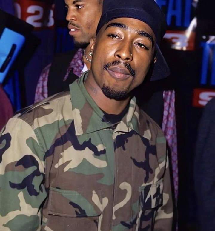 Can we talk about the quality of 2 Pac pictures 

Makaveli died using iPhone 14 promax😂😂