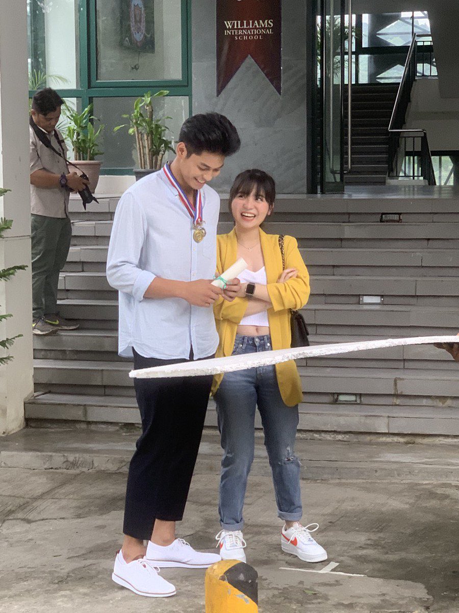 RonnieGriffinPh's tweet photo. Baka ikaw na lng ang di nakakapanuod ng #HappyTimes

Buy your tickets now on @UPSTREAMph 

#SharCci

@_ricciiirivero https://t.co/DW106pCegw