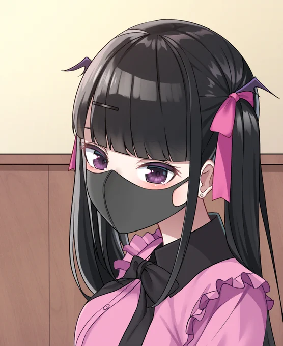 黒マスク女子すき～～～～～～ 