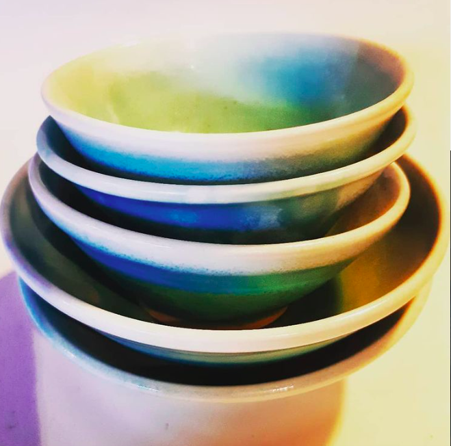 NMPottery's tweet photo. Perfect pots for Christmas, presents from £5 to £85. 
Vouchers for courses also available. 
Avoid the crowds at North Marston Pottery! 
Call us to visit 01296 670569. https://t.co/ZzFUUzeDWs