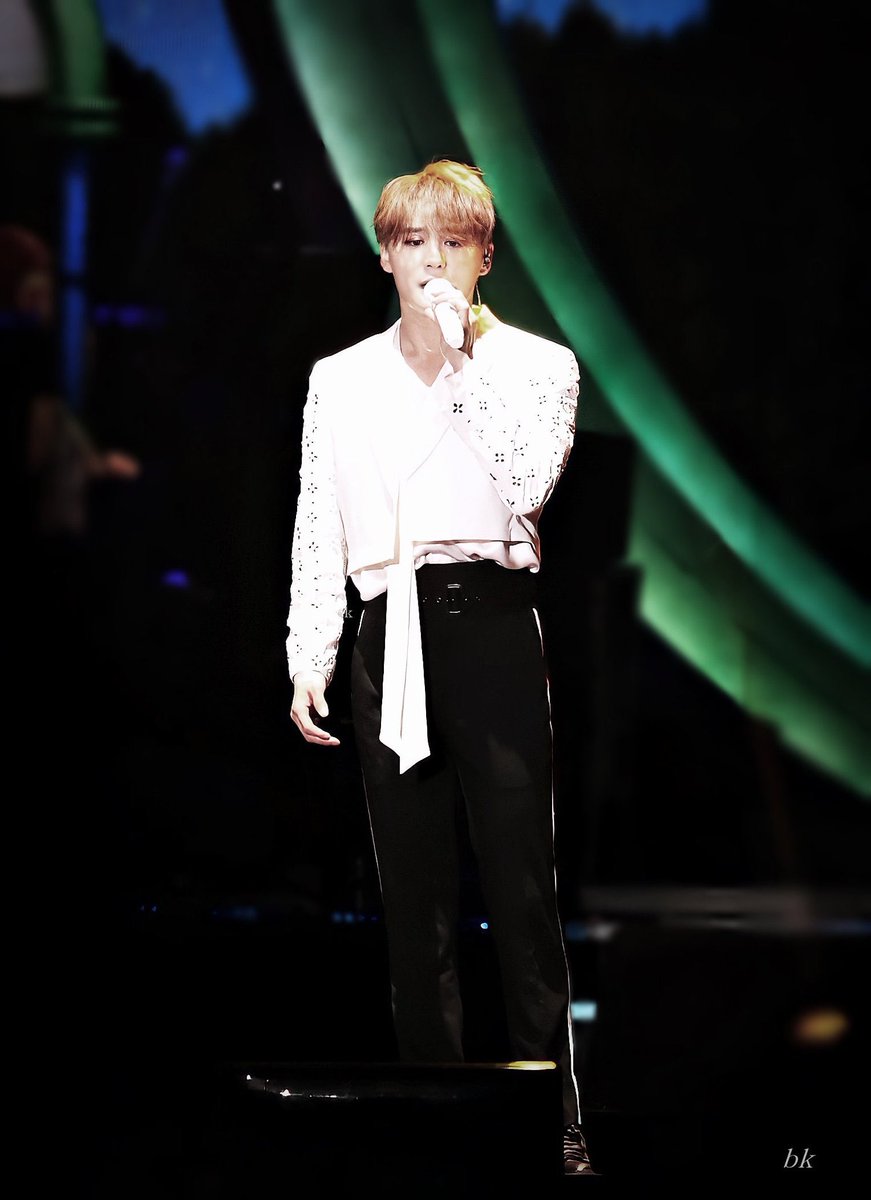 노래 한 소절도 모든 감정 다 쏟아내는 오슷 장인 김준수의 새로운 오스트!
#김준수_옷소매OST_6시
네가 불어오는 이곳에서 난 여전히