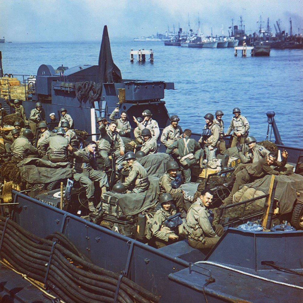 WW2 in Colour tweet media