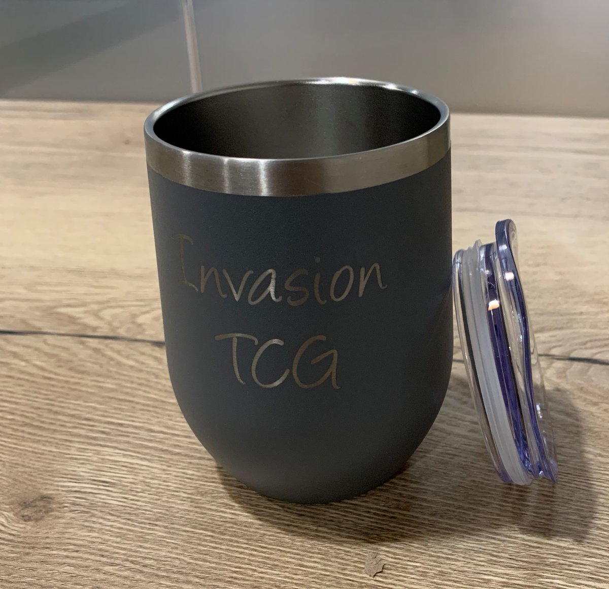 InvasionTCG's tweet photo. New Travel mug out now Grey and Gold https://t.co/bIIWCjqxVZ