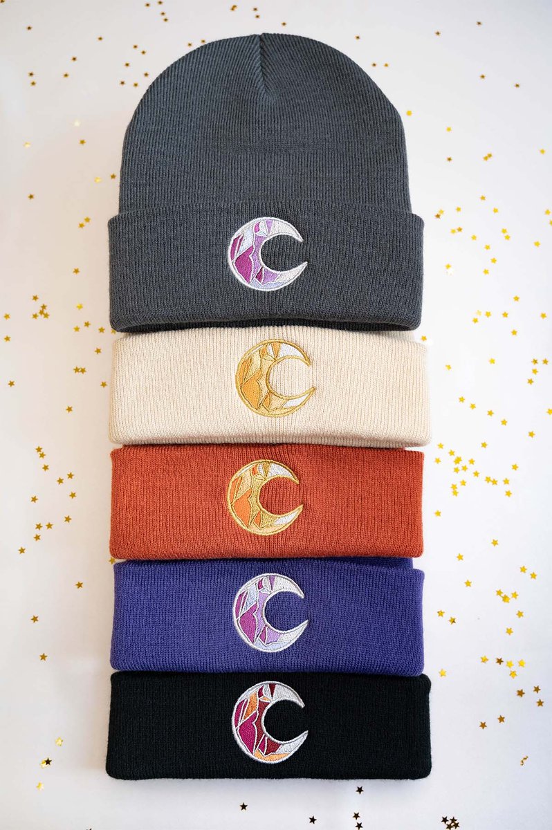 TheColorOfSpac's tweet photo. 👉If anyone still wants to get beanies or Lunar Bee &amp; Owl sweatshirts before Christmas you still have time until 3pm today! If you order on Tuesday, it may arrive but I can't guarantee! 🙂 https://t.co/s4dbgw0P7k
#beanies #beanielove #beaniehats #beanielover #winterhat https://t.co/nZZuQuPNdo