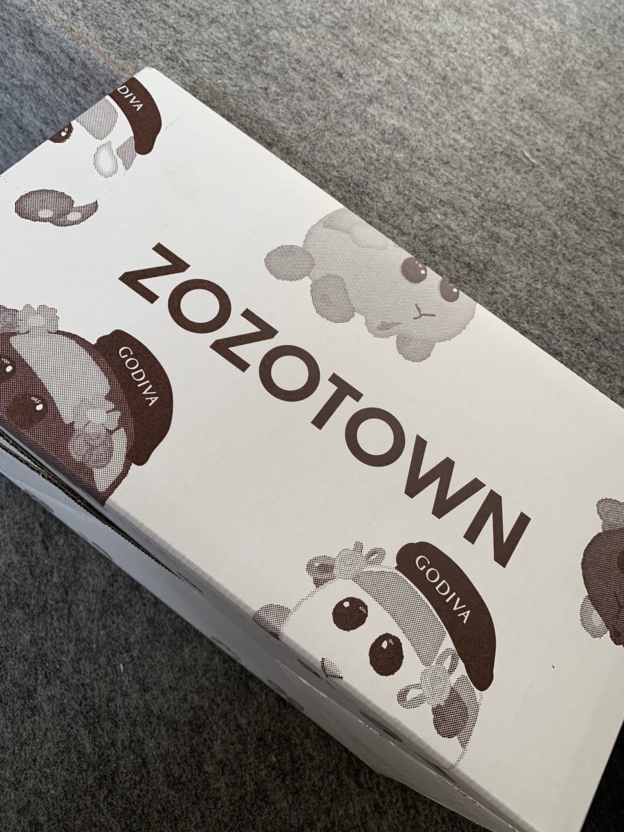 ZOZOの箱がモルカーだった！かわいー