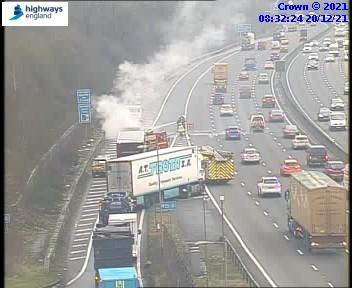 BBCTravelAlert's tweet photo. On the #M25, the anticlockwise entry slip road from #Clacket Lane services between J6 and J5 is blocked as a lorry's on fire and the left lane's closed past the scene https://t.co/YL7kgFO4od