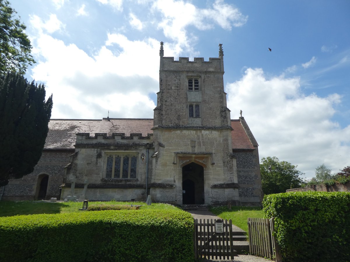 moonraker_the's tweet image. 423rd @OrdnanceSurvey #OSBenchmark a cut benchmark on St Peter's Church, Charlton St Peter (Grid Ref: SU11715605) #WiltshireWalks @BBenchmarks @BenchmarkBaggi1