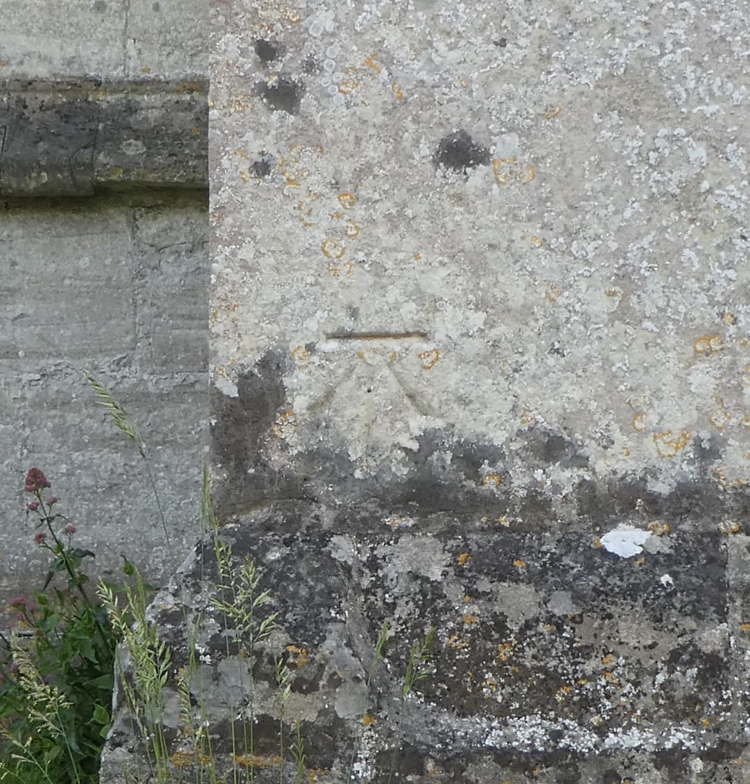 moonraker_the's tweet image. 423rd @OrdnanceSurvey #OSBenchmark a cut benchmark on St Peter's Church, Charlton St Peter (Grid Ref: SU11715605) #WiltshireWalks @BBenchmarks @BenchmarkBaggi1