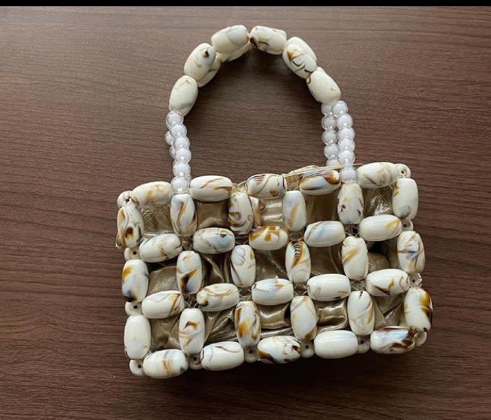 JedaVictoria's tweet photo. Beaded mini purse

💎N10k each

Available on request within 24hours https://t.co/UVGFwHcfPX
