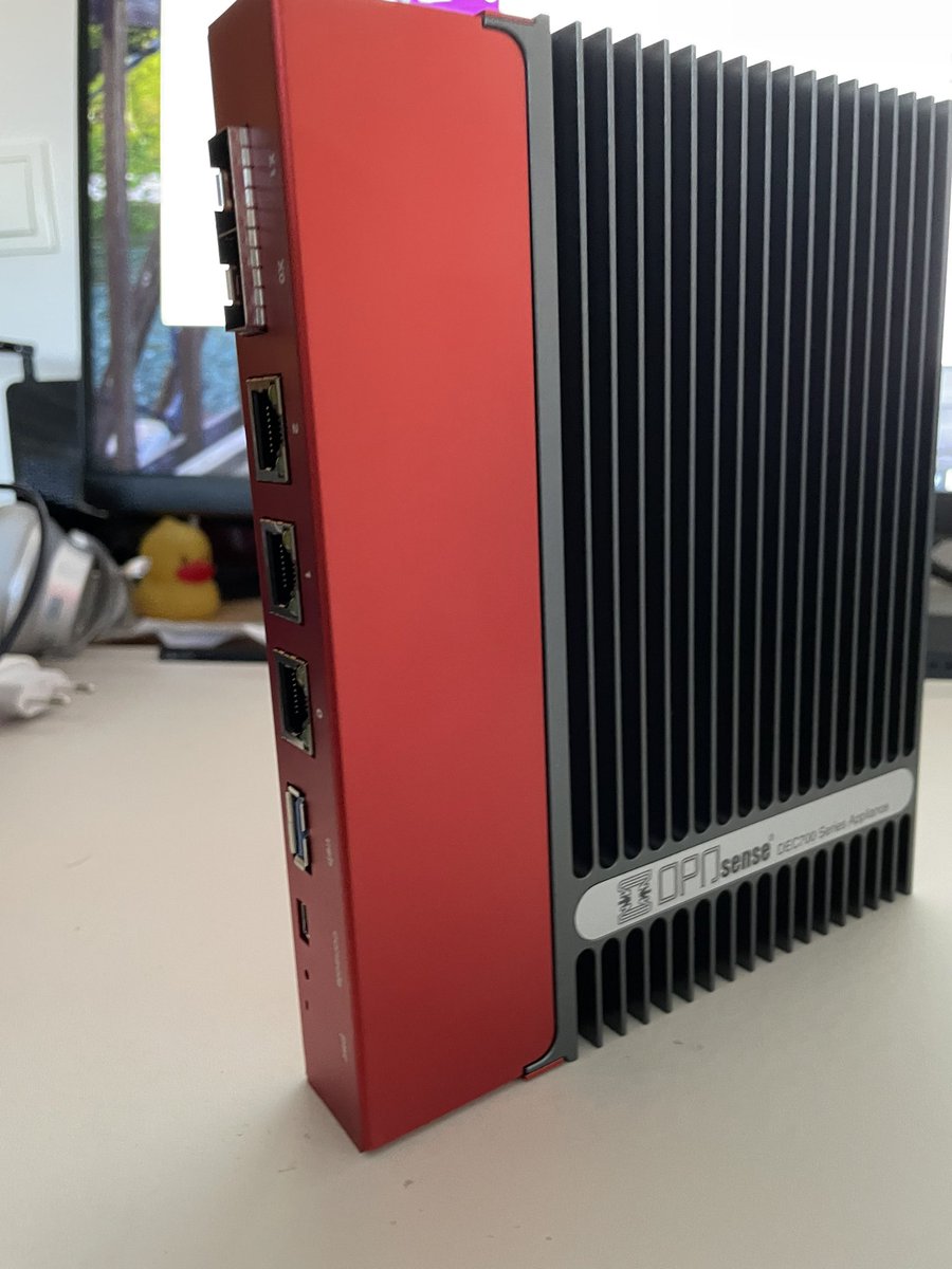 valic's tweet photo. This is one of best designs for fanless hardware  which I saw and own now😍. It’s @opnsense appliance. 

So simple but elegant. Now only need to see how it performs 😄

Design won my heart 😍 https://t.co/Hr8OVdYxtK