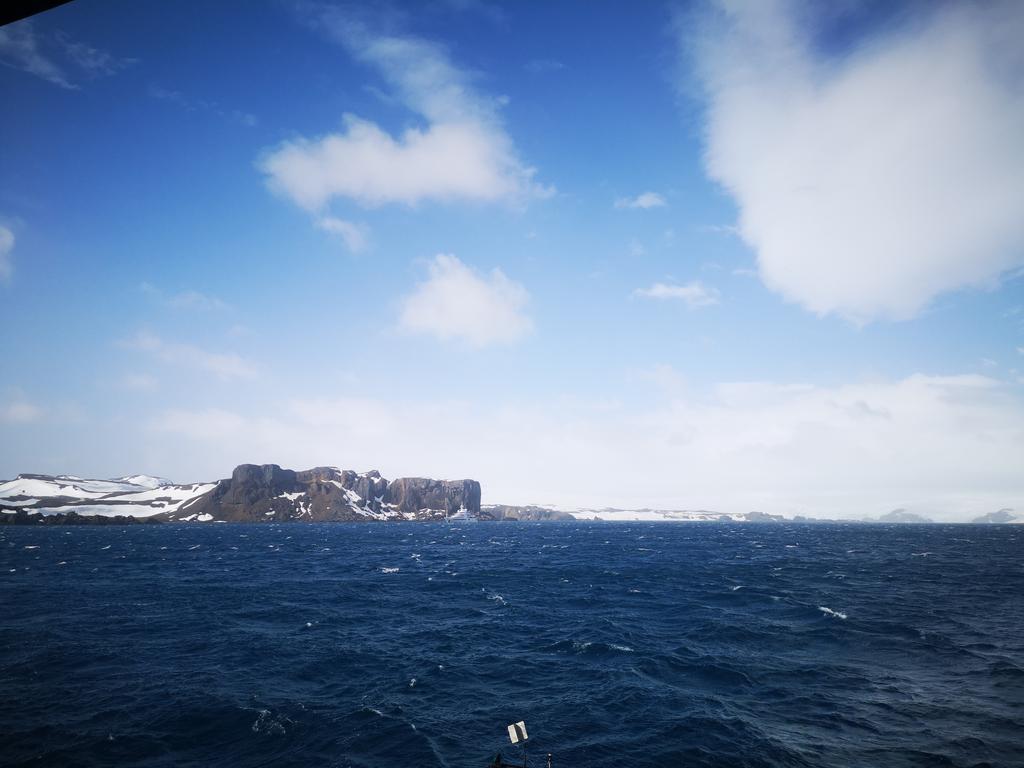 EngineeringMerc's tweet image. Que hermoso comenzar un día en la Antártica con #BoricPresidente 💪