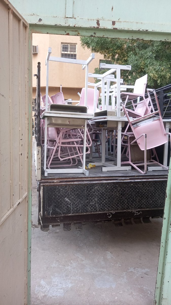 نقل عفش نقل اثاث دنه ونيت لنقل العفش بالرياض مع الفك والتركيب وتغليف التوصل عبره الجواب أو وتساب 0552728593