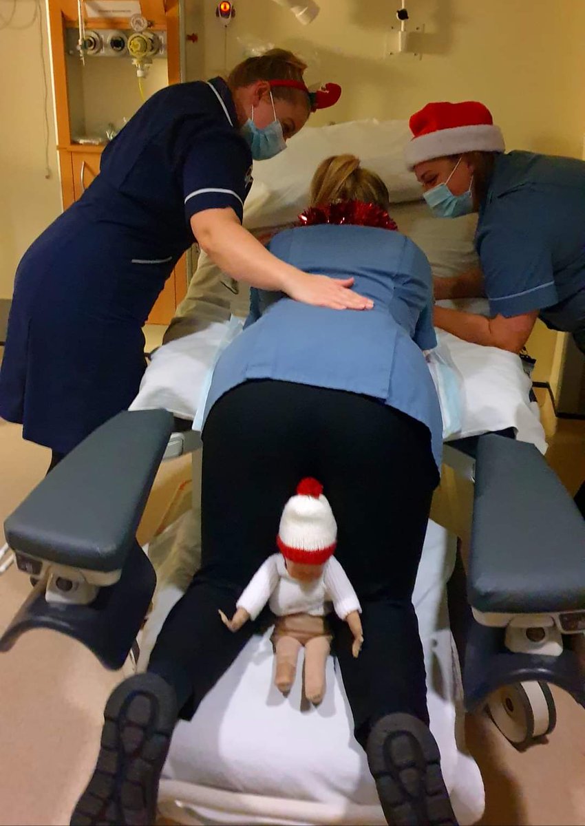 #MaternityAdvent Day 20

Kneeling

A brilliant example of an upright birth position which uses gravity, relieves back pain, avoids compression of the aorta, allows the sacrum &amp; coccyx to move &amp; opens the pelvic outlet (Gupta et al, 2019).
#MaternityAdvent2021 #TeamUHDB