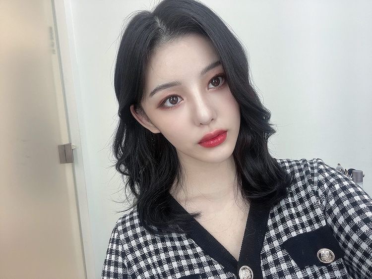 goyuarchives's tweet photo. [ 🖤 ] — #GoYujin #KoYujin #고유진 https://t.co/yU4FDgQzwc