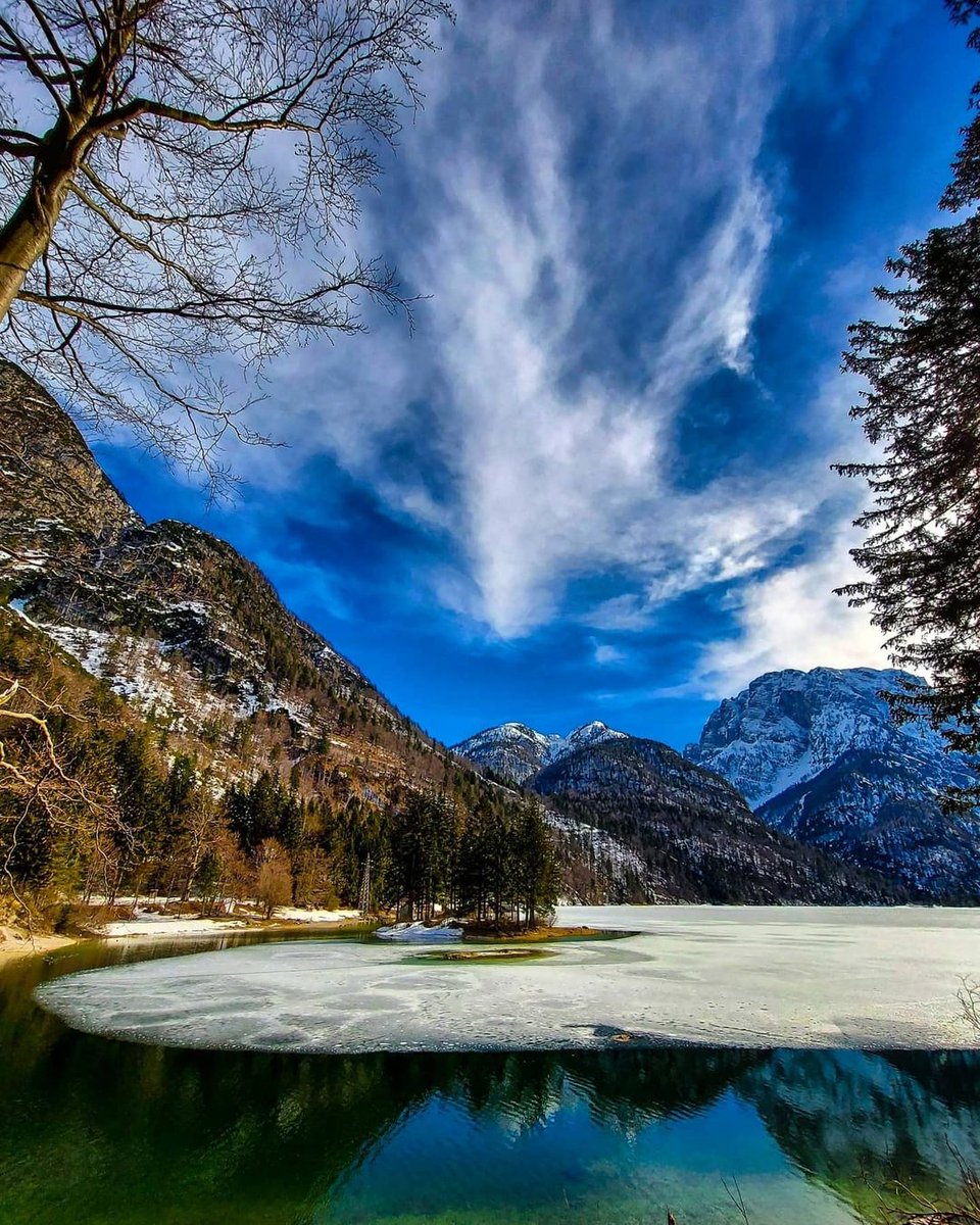 VisitFVG's tweet photo. Gli #scatti che ci avete regalato questo #weekend sono davvero mozzafiato! 😍

📸 via IG
sandro_olivo
walking_mochi
ele_sca_
photo_fvg_

#FVGlive #LagoDiFusine #Piancavallo #LagoDelPredil #MonteForno https://t.co/7fpzEdZ7yZ