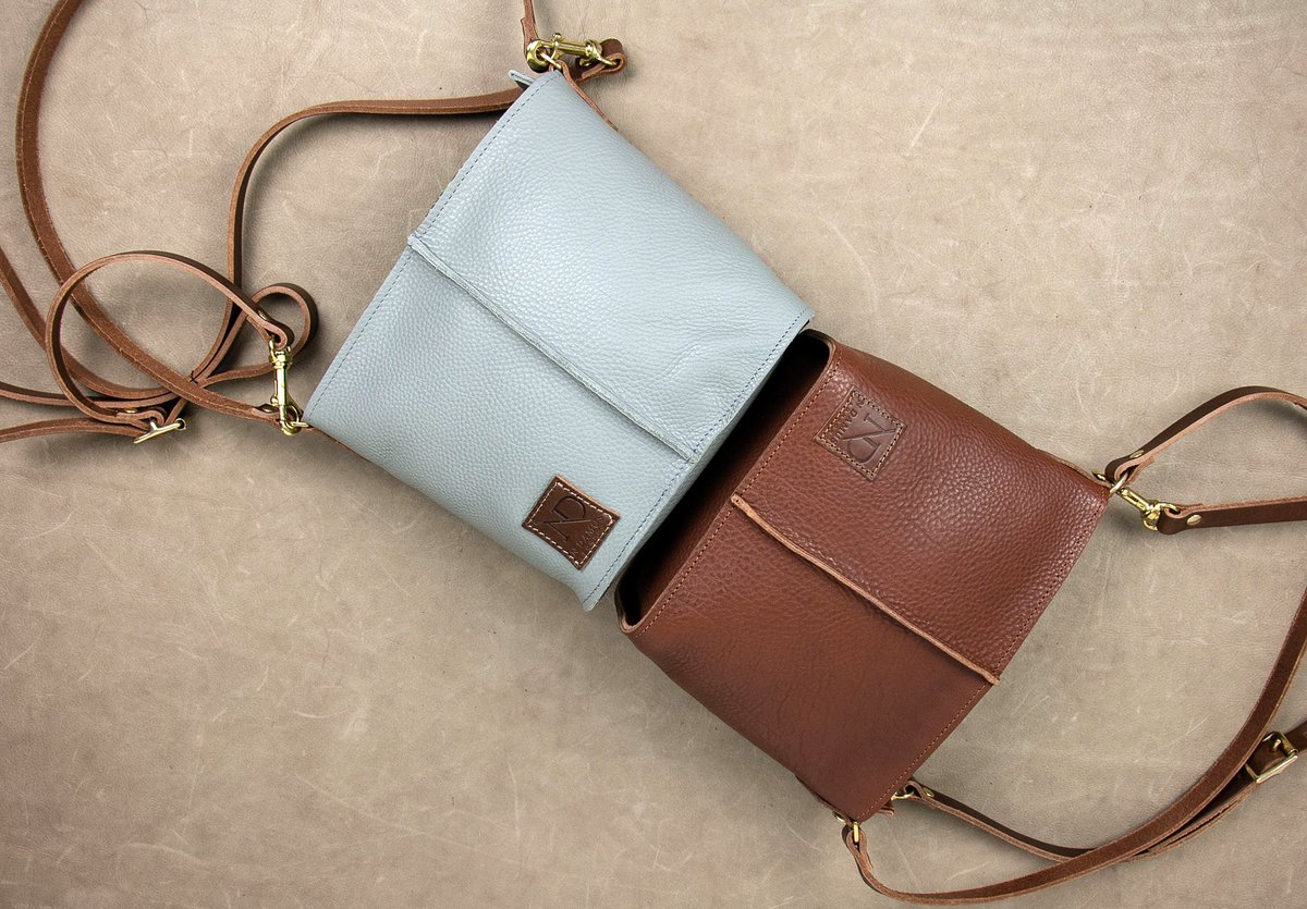 Beautifully natural, refined &amp; warm. #Handmadeinlondon from the finest full grain Italian leather. #Myndamus ow.ly/t7Cm30s4zZn
#ndamuslondon #ndamuspimlico #giftsforher #genuineleather #sustainablefashion #bagcollection #christmasgifts  #madeinlondon #naturalleather