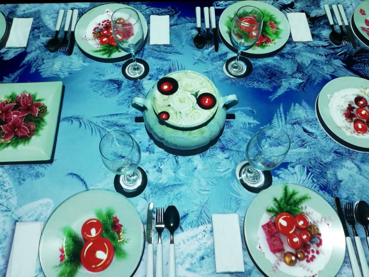 tubarriosevilla's tweet photo. 🍽️ ✨ Disfruta de la magia del vídeo-mapping ‘Gastro-Poema’ en el #EspacioSantaClara de @CIA_Imperdibles: https://t.co/jipKGvRtmI

▶️ Entrada libre hasta completar aforo.

#NavidadenSevilla #SevillaDesea https://t.co/RKBcTOVlW0