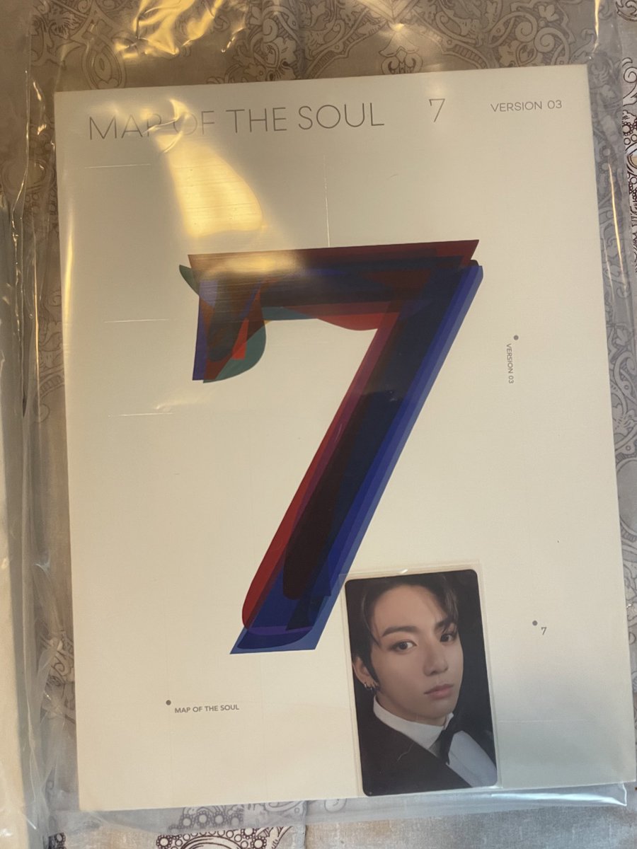 Sutha2021's tweet photo. ของครบขายพร้อมบั้มค่ะ🦢 ราคารสแล้ว🖤
-การ์ดกุก+บั้ม 700฿
-การ์ดรวม+บั้ม 600฿(บั้มหมองนิดนึง) 
#ตลาดนัดบังทัน #ตลาดนัดรถไฟบังทัน #ตลาดนัดรถไฟฟ้าบังทัน #ปล่อยของสะสมบังทัน https://t.co/wQ2f4U56zT