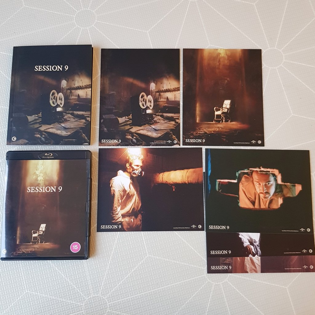 DigitalSneeze's tweet image. Christmas arrived early.

The lovely looking @SecondSightFilm special edition blu of one of my favourite ever psychological horror films.

Brad Anderson's #Session9