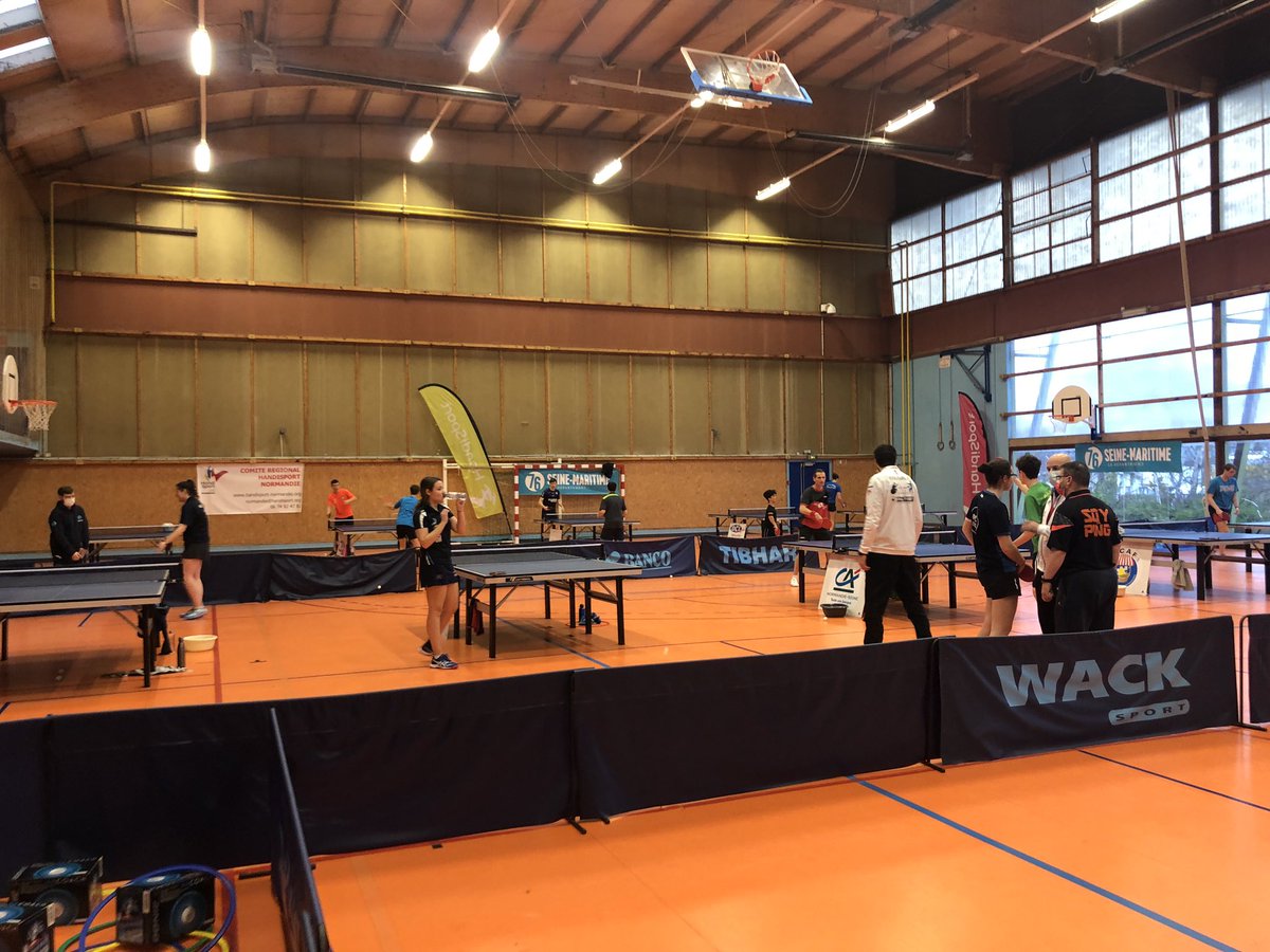 DavidLamiray's tweet photo. Passage ce matin au #CRJS de Petit Couronne pour l’ouverture du stage handisport de tennis de table 🏓, soutenu par la @MetropoleRouenN.
Une belle opération portée par le club de #Boos «Ensemble c’est tellement + sport» où les valides se mettent à disposition des handis. https://t.co/HMZHk4OnGy