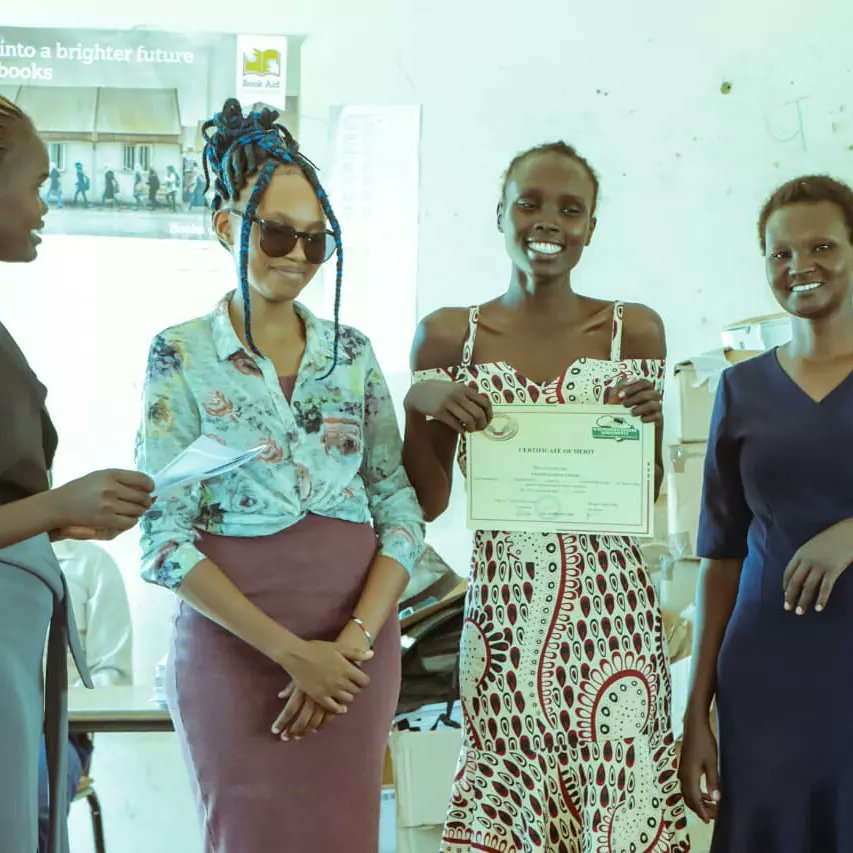 WingRescue's tweet image. Take look at our social media channels to know more.
( facebook.com/RescuewingG/
instagram.com/rescuewing_?ig…

 linkedin.com/company/676835…

#wearerescuewing #communiydevelopmentfoundation #connectionubuntu #newhopeu #educationforall #futurelift #SDGs #genderequality