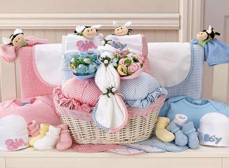 Congratulations to <a href="/MVillan_Darker/">Mia Villan (Hiatus/Fake)</a> &amp; @GreysonV_Darker on the birth of your beautiful twin babies 💙💖