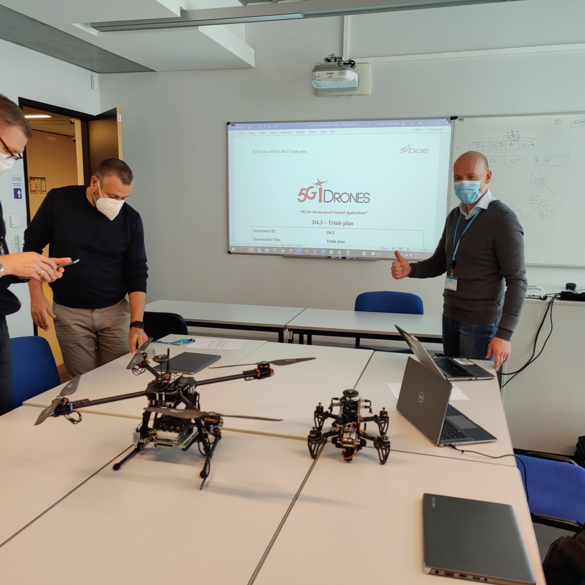 5gdrones tweet media