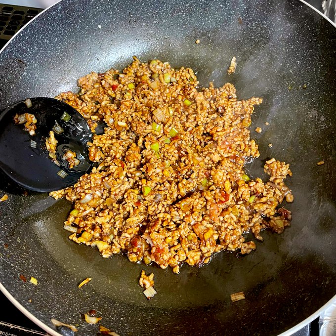 先日鰤大根を作って残った大根を使って、麻婆大根です 