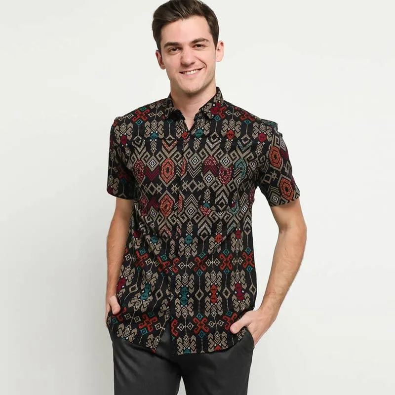 isilemarimu's tweet photo. 🔱 Rekomendasi Outfit Batik Pria 🔱

~ A Thread https://t.co/bWP3PCiS0t