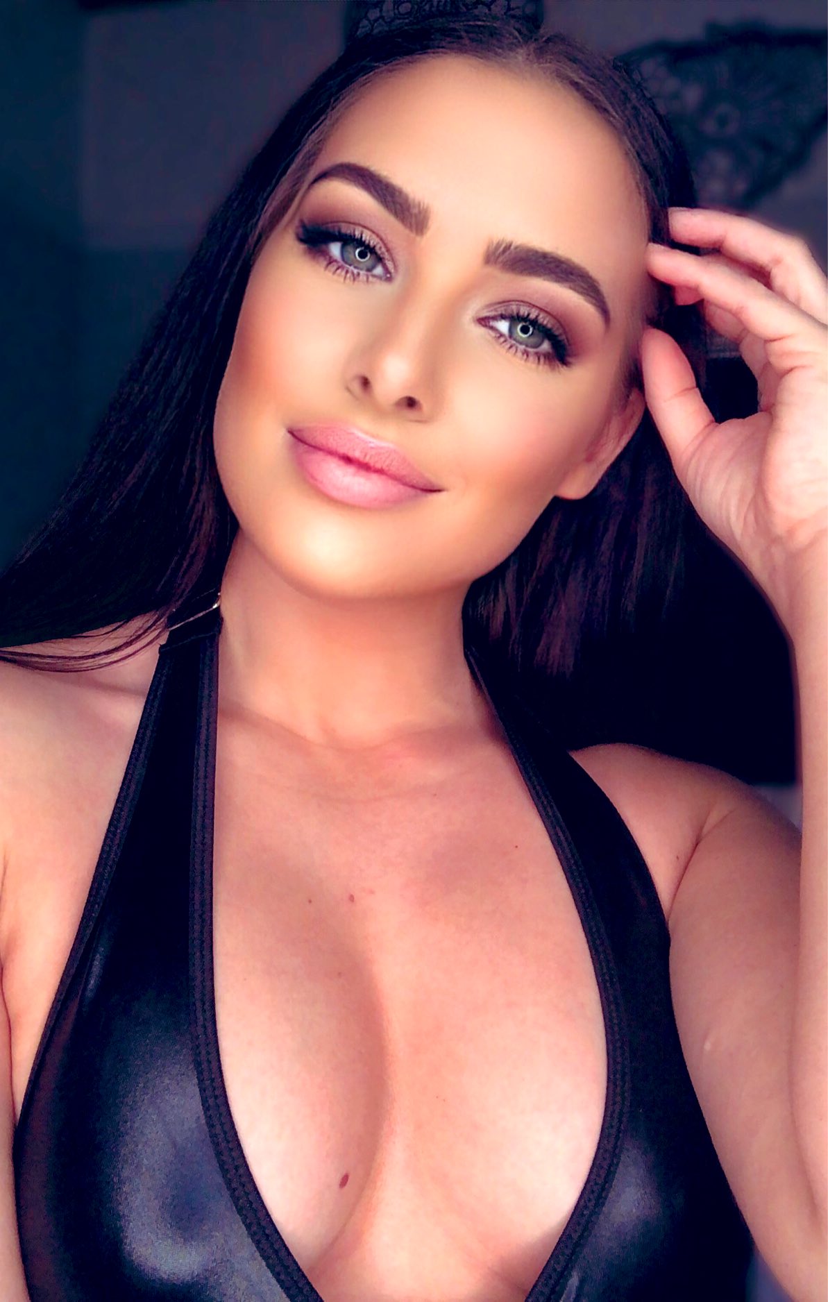 tw-pornstars-natters-twitter-first-50-retweets-gets-half-price-sub