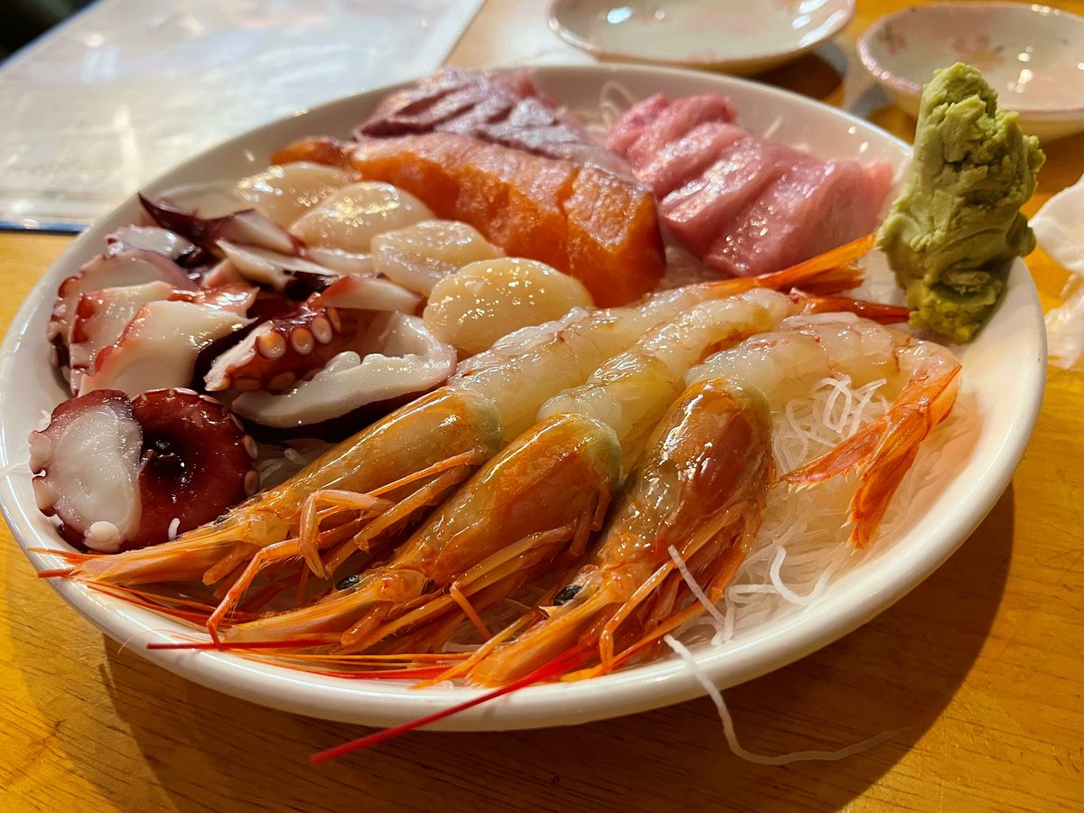 xx8isi's tweet photo. 鐘ヶ淵の魚真で忘年会！旨し😋 https://t.co/unvfYwUcUk