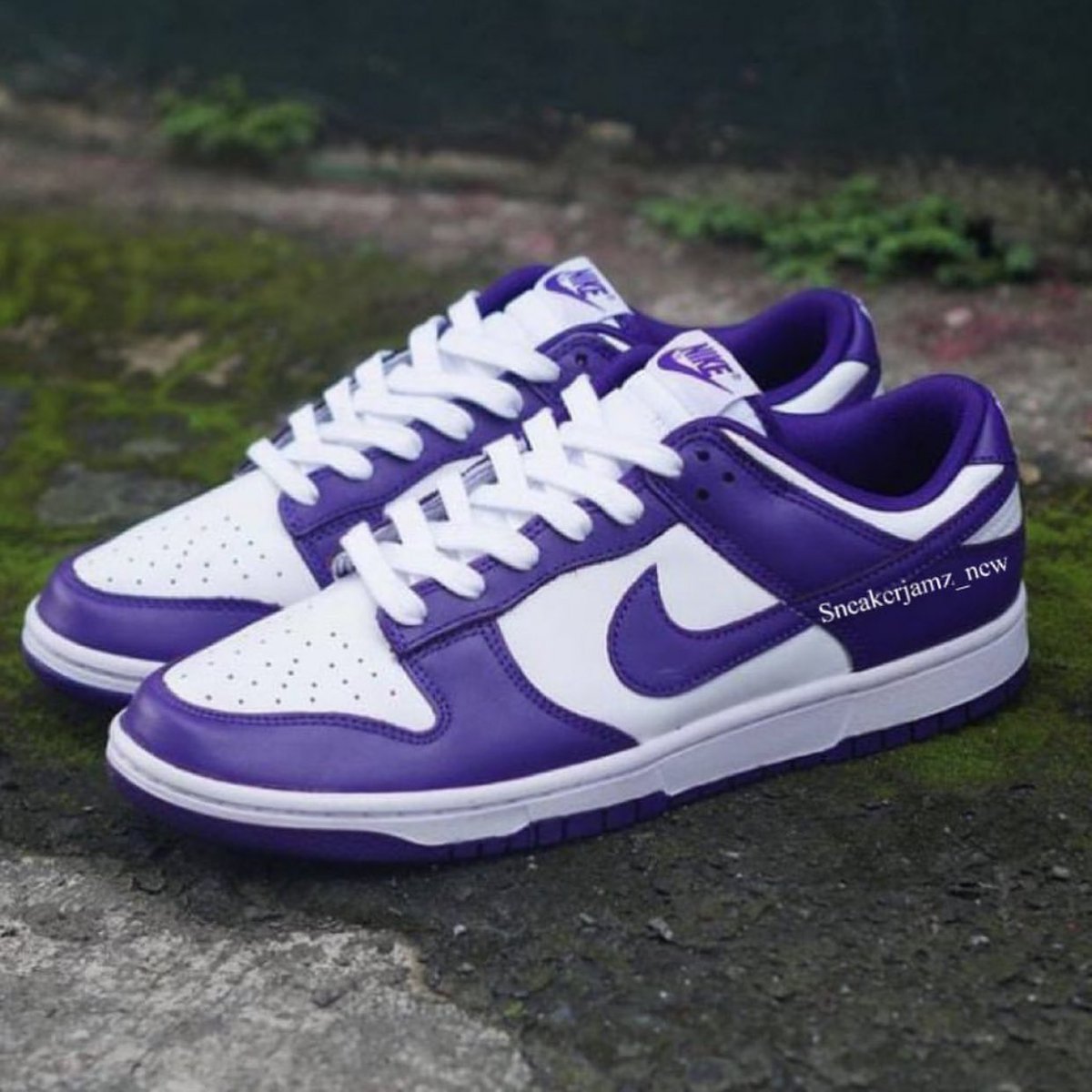 trantrinh20001's tweet photo. NIKE DUNK LOW RETRO “White/Court Purple/Total Orange”(2022)💜 https://t.co/zZqsmomtur