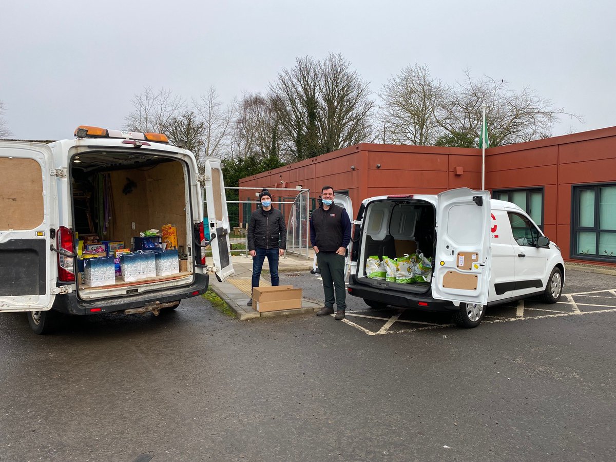 CapstoneCLTD's tweet photo. Here are Santa's (not so) little helpers from WGC Scotland with our festive donations to the Dingwall Community Fridge on Saturday morning 😀🎄 https://t.co/QpNLwVTXwb