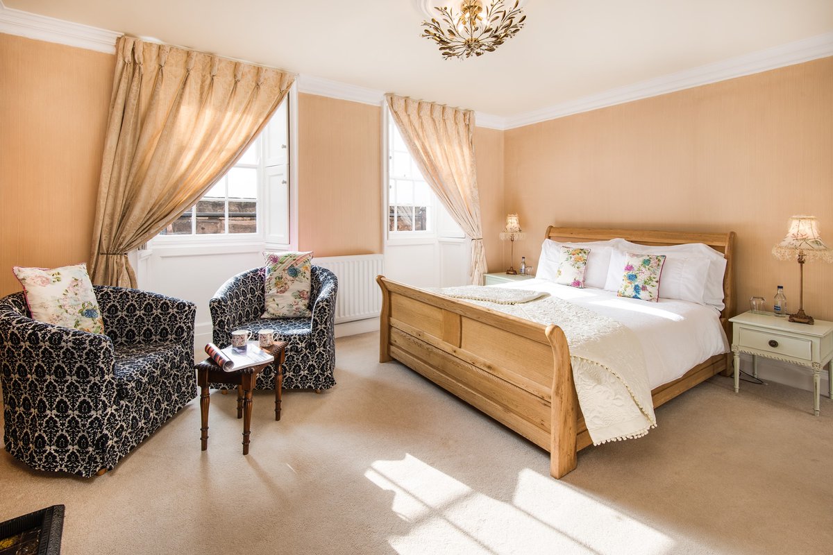 aroundaboutbrit's tweet photo. The Walls Bed &amp; Breakfast was established in 2007 &amp; aims to provide guests with an elegant, welcoming &amp; stylish haven, set in one of the most beautiful parts of Britain.
https://t.co/HbHVH9zeVh
#BandB #Family #WarmWelcome #Luxurious #Explore #BerwickUponTweed #Northumberland https://t.co/O2bgBOlReS