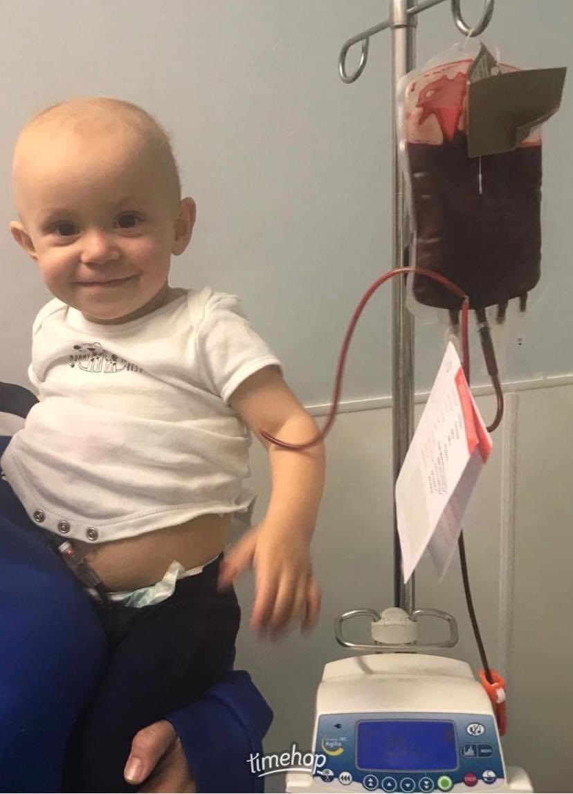Real_Piper's tweet image. 1st Picture me donation 50. 

The 2nd picture was Emily’s 3rd Blood Transfusion! This bag of blood is one of the many things that kept our girl well during her 6 rounds of Chemotherapy! 

#saveanemily #blood #donate #savealife #wintershortage #Plasma @GiveBloodNHS