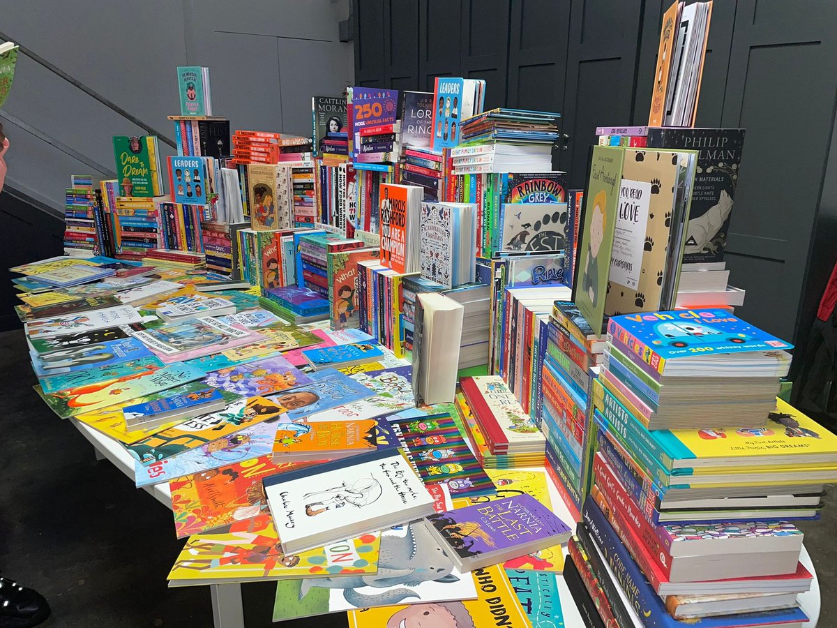 AgentMarket_X's tweet photo. WOW!
We are so proud to be giving 700+ books to young people across the North West.
Thank you to everyone who has donated to our ‘All You Read Is Love’ book campaign, your support will truly make a difference. #AgentReads 📚💜
Let the final deliveries commence! https://t.co/6kpmZXxp7n