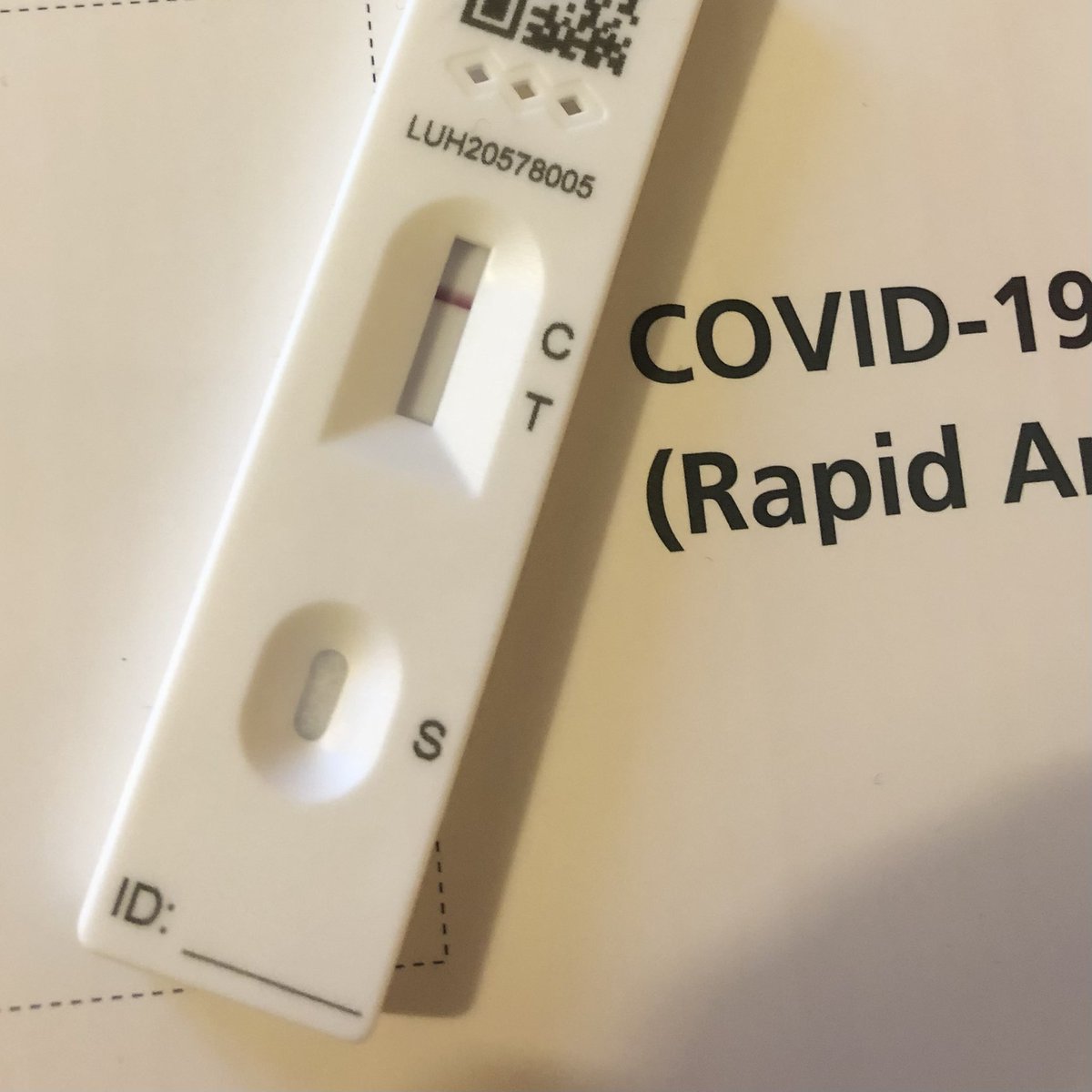 TheBruthaVoodoo's tweet photo. Hurrah! I am still not pregnant!
#PreFlightChecks #LFT https://t.co/G03eAba30o