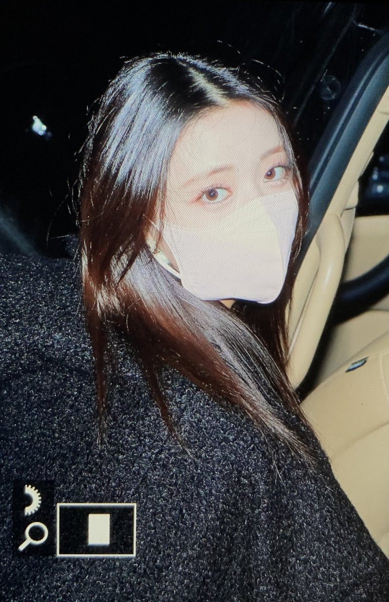 211220 출근출근

#ITZY #있지 #Yuna #유나