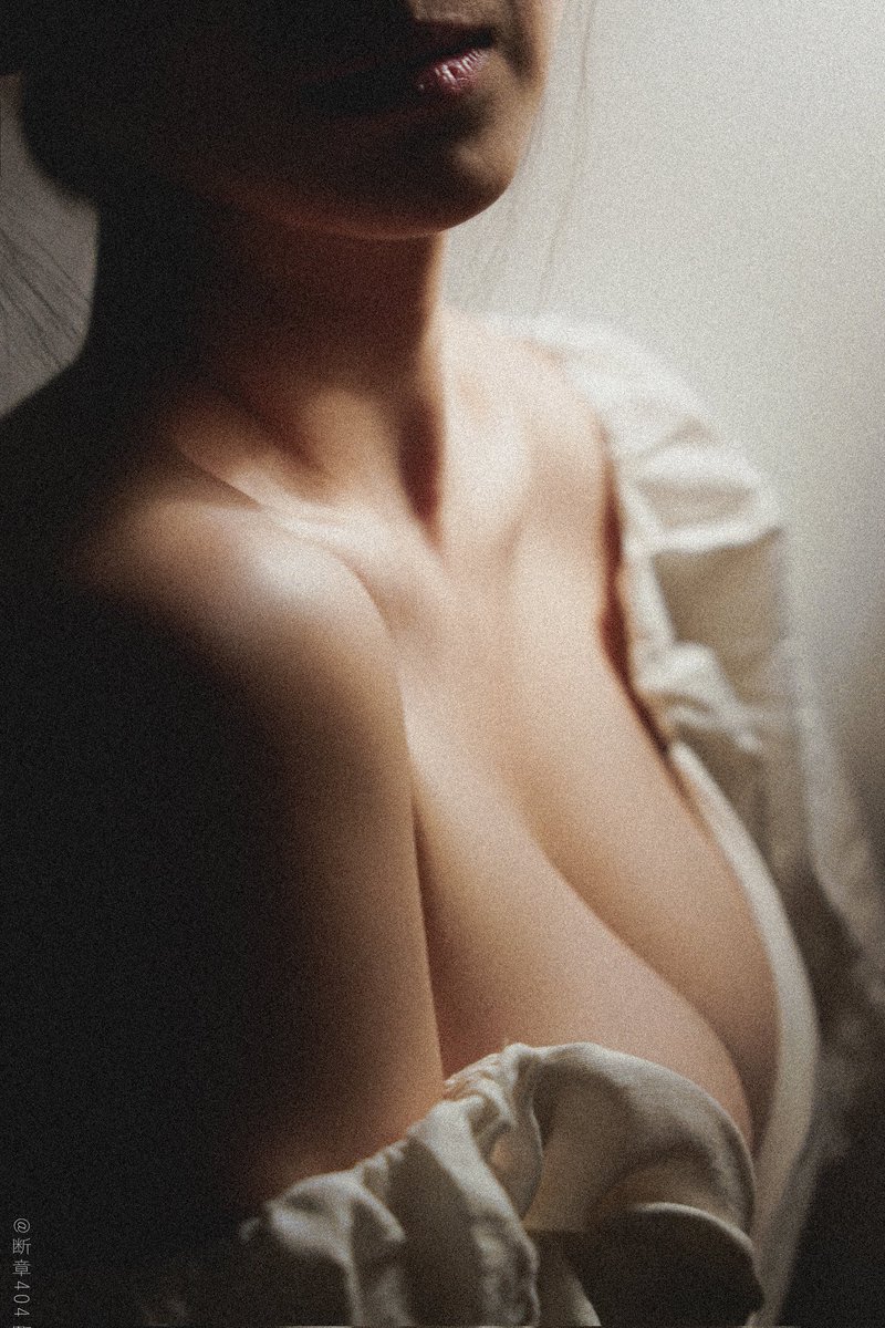假如我是影子，我不願只有一半。
#私房写真 #杭州约拍 #人体 #少女写真 
@Fengsiyuan
@RZT0571
@LAOLIU___
@wqganenshi
@lucy71502739
@fenzhuzhuS
@Zocooly
@banmo0769
@beiyang2020
 @bishoujozukan
@Privatecompany3 https://t.co/7GSPi9TT12