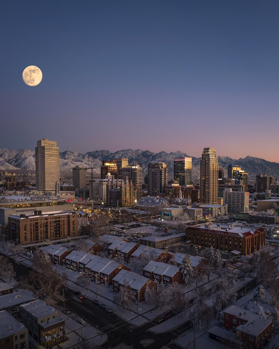 Aaron K Baker tweet media