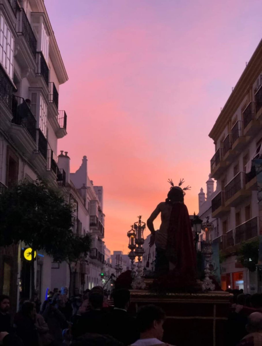 CHumildadCh's tweet photo. Un Lunes más, un Lunes menos... ⏳

“Venid a mí los que estáis cansados y agobiados, que yo os aliviaré".
Mt 11:28

"La fe hace que las cosas sean posibles". https://t.co/Rsca36P8KE