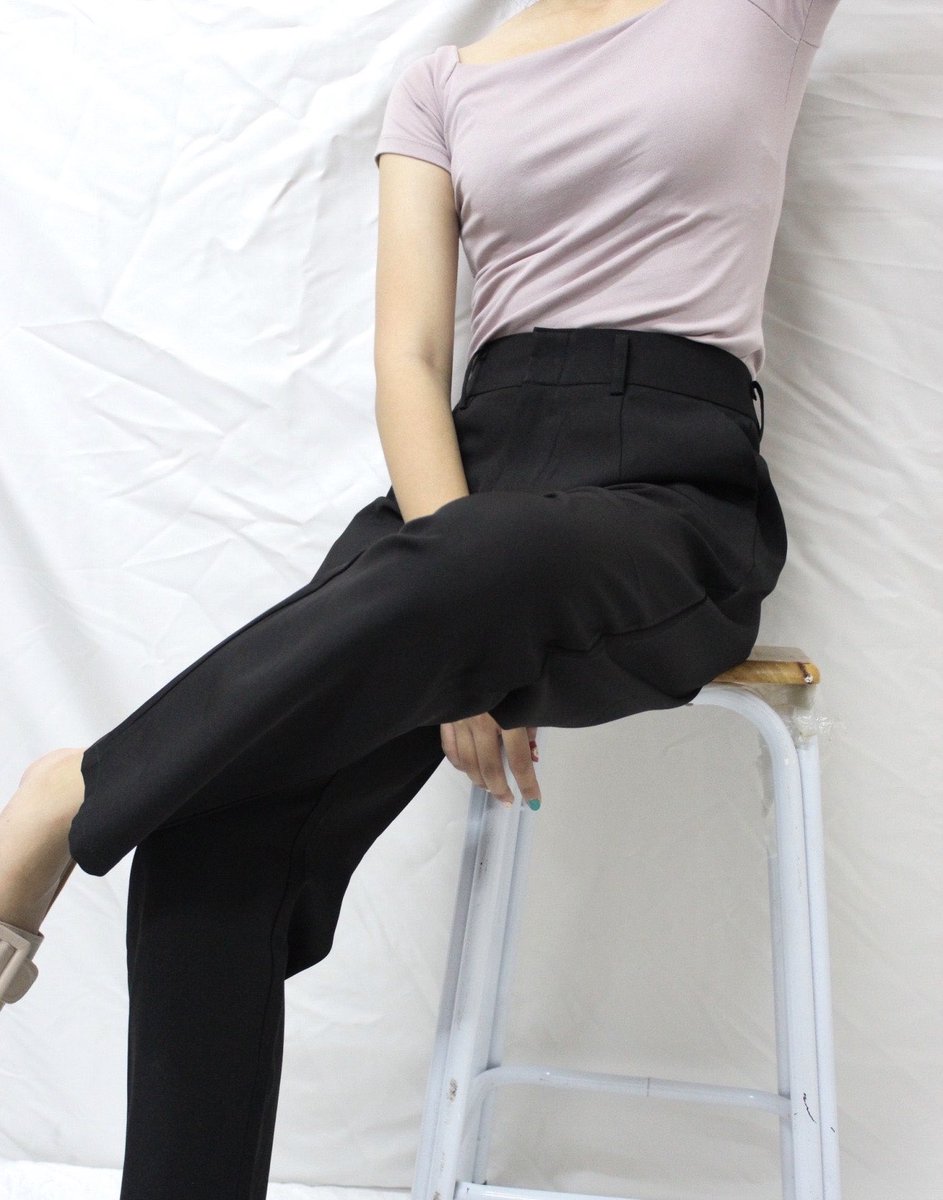 Chipmunktp's tweet photo. —กางเกงขายาวทรงกระบอก—
💖ผ้านิ่มรีดง่าย
สี : เบจ เทา ดำ

(320.-) ส่งฟรี 
#กางเกงขายาว #กางเกงขายาวผู้หญิง #กางเกงทรงกระบอก #กางเกงใส่ทำงาน #เสื้อผ้าสไตล์เกาหลี #เสื้อผ้าราคาถูก #เสื้อผ้า https://t.co/eDiStpRhjt